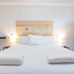 Easy Sants By Bossh! (adults Only) Barcellona