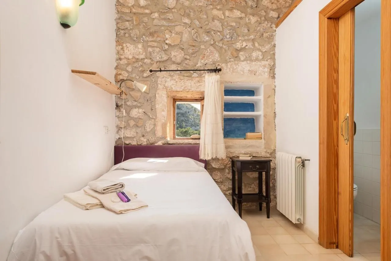 ***  Petit Hotel Hostatgeria La Victoria Alcúdia España